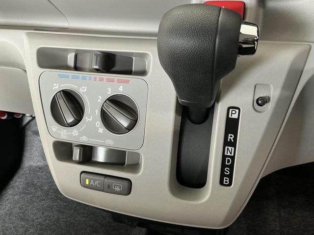 ミライースX SAIII 前後コーナーセンサー オートハイビーム走行無制限1年保証 前後コーナーセンサー オートハイビーム LEDヘッドライト アイドリングストップ キーレスエントリー 横滑り防止装置 オートライト ヘッドライトレベライザー 電動格納ドアミラー(兵庫県)の中古車