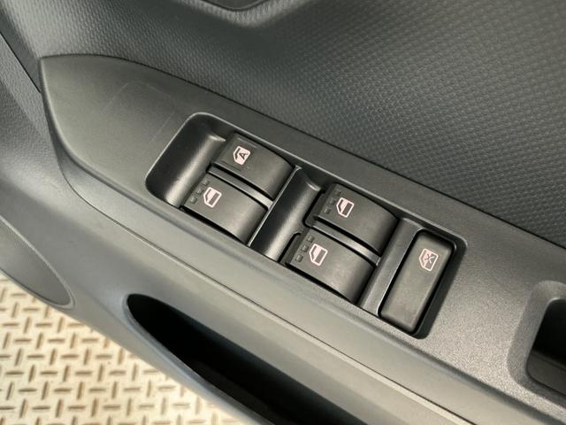 ミライースL SAIII 前後コーナーセンサー キーレスエントリー走行無制限1年保証 前後コーナーセンサー オートハイビーム アイドリングストップ キーレスエントリー 横滑り防止装置 オートライト ヘッドライトレベライザー アクセサリーソケット スマートアシスト(兵庫県)の中古車
