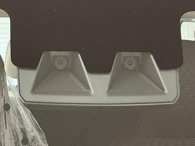 ハイゼットカーゴＤＸ　ＣＶＴ　前後コーナーセンサー　キーレスエントリー走行無制限１年保証　前後コーナーセンサー　ＣＶＴ車　オートハイビーム　アイドリングストップ　キーレスエントリー　横滑り防止装置　ヘッドライトレベライザー　マニュアルエアコン　両側スライドドア（兵庫県）の中古車