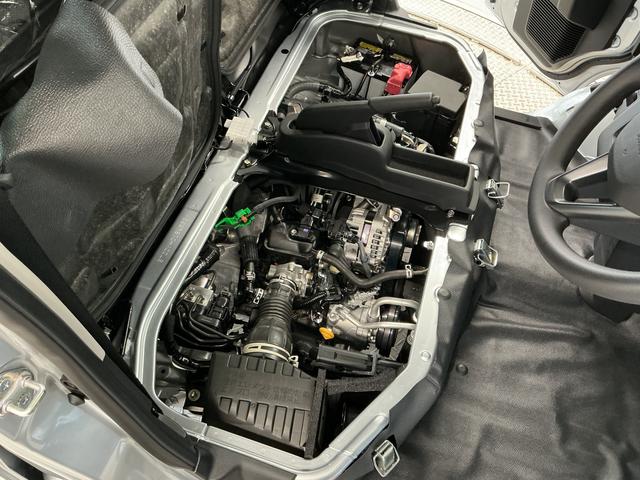 ハイゼットカーゴＤＸ　ＣＶＴ　前後コーナーセンサー　キーレスエントリー走行無制限１年保証　前後コーナーセンサー　ＣＶＴ車　オートハイビーム　アイドリングストップ　キーレスエントリー　横滑り防止装置　ヘッドライトレベライザー　マニュアルエアコン　両側スライドドア（兵庫県）の中古車