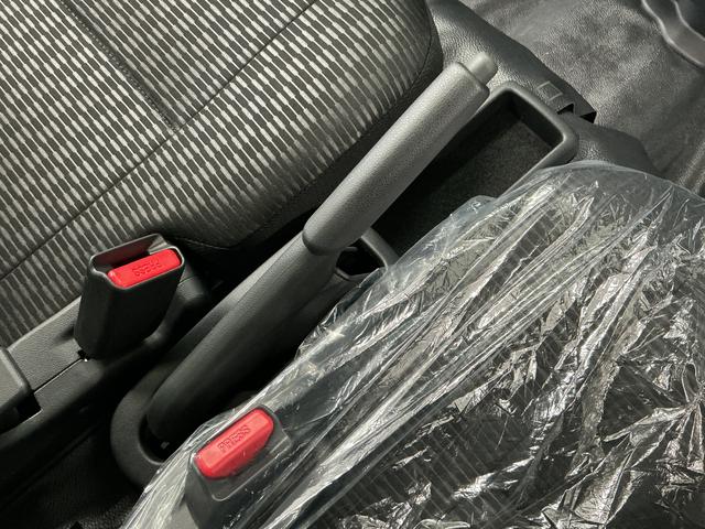 ハイゼットカーゴＤＸ　ＣＶＴ　前後コーナーセンサー　キーレスエントリー走行無制限１年保証　前後コーナーセンサー　ＣＶＴ車　オートハイビーム　アイドリングストップ　キーレスエントリー　横滑り防止装置　ヘッドライトレベライザー　マニュアルエアコン　両側スライドドア（兵庫県）の中古車