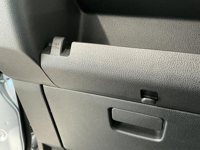 ハイゼットカーゴＤＸ　ＣＶＴ　前後コーナーセンサー　キーレスエントリー走行無制限１年保証　前後コーナーセンサー　ＣＶＴ車　オートハイビーム　アイドリングストップ　キーレスエントリー　横滑り防止装置　ヘッドライトレベライザー　マニュアルエアコン　両側スライドドア（兵庫県）の中古車