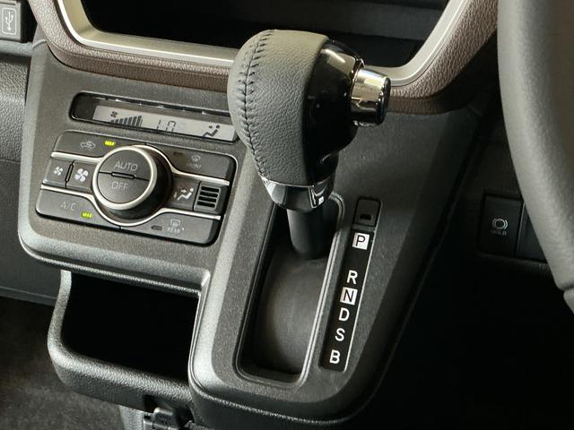 ムーヴRS 4WD 10インチナビ パノラマモニター クルコン1年保証 10インチナビ スマートキー 4WD パノラマモニター アダプティブクルーズコントロール 両側電動スライドドア コーナーセンサー シートヒーター USB接続 15インチ純正アルミホイール(兵庫県)の中古車