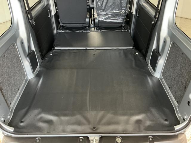 ハイゼットカーゴＤＸ　ＣＶＴ　前後コーナーセンサー　キーレスエントリー走行無制限１年保証　前後コーナーセンサー　ＣＶＴ車　オートハイビーム　アイドリングストップ　キーレスエントリー　横滑り防止装置　ヘッドライトレベライザー　マニュアルエアコン　パワーウィンドウ（兵庫県）の中古車