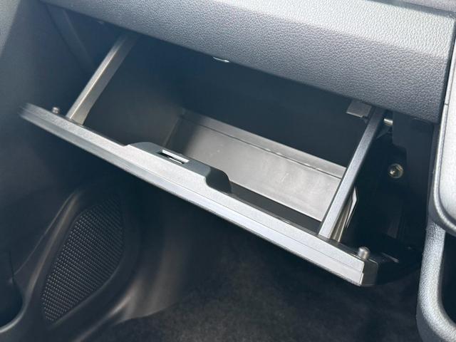 ムーヴG 前後コーナーセンサー 電動パーキングブレーキ走行無制限1年保証 前後コーナーセンサー 電動パーキングブレーキ 衝突被害軽減ブレーキ レーンアシスト 片側電動スライドドア スマートキー プッシュスタート USBチャージャー LEDヘッドライト(兵庫県)の中古車