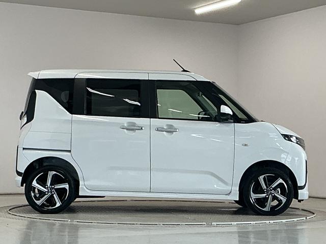 ムーヴＲＳ　１０インチナビＴＶ　パノラマモニター　４ＷＤ　ＴＶ１年保証　４ＷＤ　両側電動スライドドア　１０インチナビＴＶ　パノラマモニター　アダプティブクルーズコントロール　前後コーナーセンサー　ＵＳＢ接続　Ｂｌｕｅｔｏｏｔｈ　１５インチ純正アルミホイール（兵庫県）の中古車