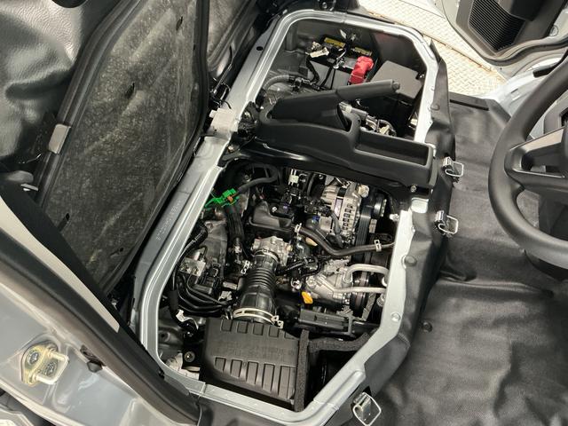 ハイゼットカーゴDX CVT 前後コーナーセンサー ラジオ 両側スライドドア走行無制限1年保証 前後コーナーセンサー CVT車 オートハイビーム アイドリングストップ キーレスエントリー 横滑り防止装置 ヘッドライトレベライザー パワーウィンドウ ラジオ スマートアシスト(兵庫県)の中古車