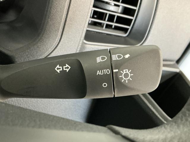 ハイゼットカーゴＤＸ　ＣＶＴ　前後コーナーセンサー　ラジオ　両側スライドドア走行無制限１年保証　前後コーナーセンサー　ＣＶＴ車　オートハイビーム　アイドリングストップ　キーレスエントリー　横滑り防止装置　オートライト　ヘッドライトレベライザー　ラジオ　両側スライドドア（兵庫県）の中古車