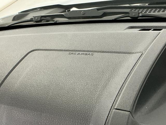 ハイゼットカーゴＤＸ　ＣＶＴ　前後コーナーセンサー　ラジオ　両側スライドドア走行無制限１年保証　前後コーナーセンサー　ＣＶＴ車　オートハイビーム　アイドリングストップ　キーレスエントリー　横滑り防止装置　オートライト　ヘッドライトレベライザー　ラジオ　両側スライドドア（兵庫県）の中古車