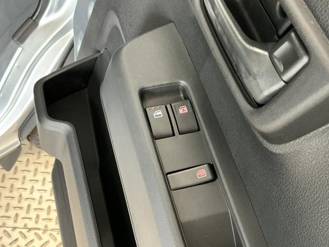 ハイゼットカーゴDX CVT 前後コーナーセンサー ラジオ スマートアシスト走行無制限1年保証 前後コーナーセンサー CVT車 オートハイビーム アイドリングストップ キーレスエントリー 横滑り防止装置 ヘッドライトレベライザー パワーウィンドウ ラジオ スマートアシスト(兵庫県)の中古車