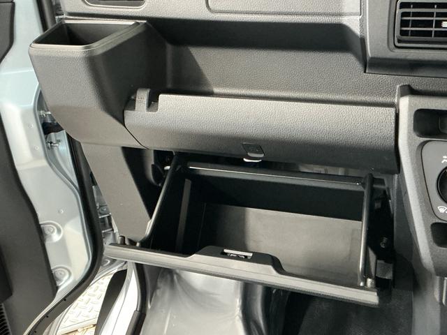 ハイゼットカーゴDX CVT 前後コーナーセンサー ラジオ スマートアシスト走行無制限1年保証 前後コーナーセンサー CVT車 オートハイビーム アイドリングストップ キーレスエントリー 横滑り防止装置 ヘッドライトレベライザー パワーウィンドウ ラジオ スマートアシスト(兵庫県)の中古車