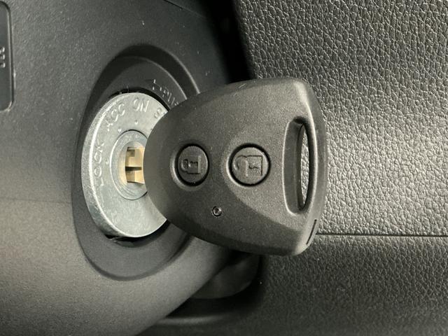 ハイゼットカーゴDX CVT 前後コーナーセンサー ラジオ 両側スライドドア走行無制限1年保証 前後コーナーセンサー CVT車 オートハイビーム アイドリングストップ キーレスエントリー 横滑り防止装置 ヘッドライトレベライザー パワーウィンドウ ラジオ スマートアシスト(兵庫県)の中古車