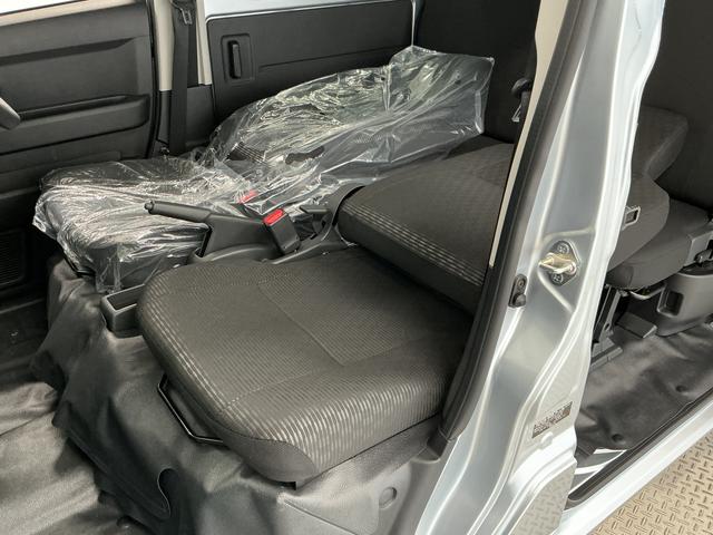 ハイゼットカーゴDX CVT 前後コーナーセンサー ラジオ 両側スライドドア走行無制限1年保証 前後コーナーセンサー CVT車 オートハイビーム アイドリングストップ キーレスエントリー 横滑り防止装置 ヘッドライトレベライザー パワーウィンドウ ラジオ スマートアシスト(兵庫県)の中古車