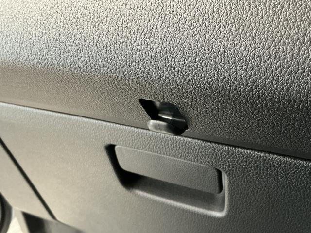 ハイゼットカーゴDX CVT 前後コーナーセンサー ラジオ 両側スライドドア走行無制限1年保証 前後コーナーセンサー CVT車 オートハイビーム アイドリングストップ キーレスエントリー 横滑り防止装置 ヘッドライトレベライザー マニュアルエアコン パワーウィンドウ(兵庫県)の中古車