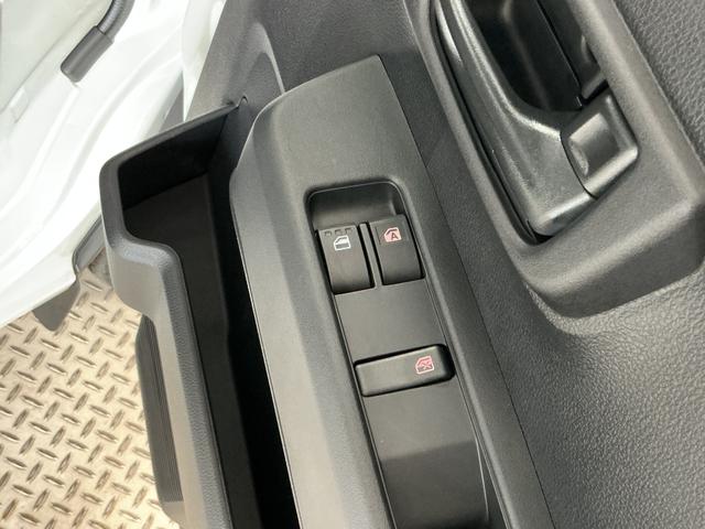ハイゼットカーゴＤＸ　ＣＶＴ　コーナーセンサー　キーレスエントリー　ラジオ走行無制限１年保証　前後コーナーセンサー　ＣＶＴ車　オートハイビーム　アイドリングストップ　キーレスエントリー　横滑り防止装置　ヘッドライトレベライザー　マニュアルエアコン　パワーウィンドウ（兵庫県）の中古車