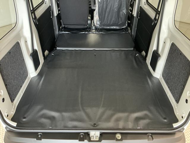 ハイゼットカーゴＤＸ　ＣＶＴ　コーナーセンサー　キーレスエントリー　ラジオ走行無制限１年保証　前後コーナーセンサー　ＣＶＴ車　オートハイビーム　アイドリングストップ　キーレスエントリー　横滑り防止装置　ヘッドライトレベライザー　マニュアルエアコン　パワーウィンドウ（兵庫県）の中古車