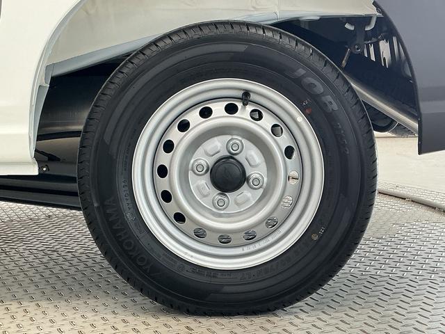 ハイゼットカーゴＤＸ　ＣＶＴ　コーナーセンサー　キーレスエントリー　ラジオ走行無制限１年保証　前後コーナーセンサー　ＣＶＴ車　オートハイビーム　アイドリングストップ　キーレスエントリー　横滑り防止装置　ヘッドライトレベライザー　マニュアルエアコン　パワーウィンドウ（兵庫県）の中古車