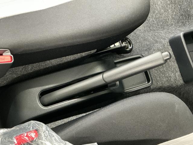 ミライースL SAIII 前後コーナーセンサー キーレスエントリー走行無制限1年保証 前後コーナーセンサー オートハイビーム アイドリングストップ キーレスエントリー 横滑り防止装置 オートライト ヘッドライトレベライザー アクセサリーソケット 助手席エアバック(兵庫県)の中古車