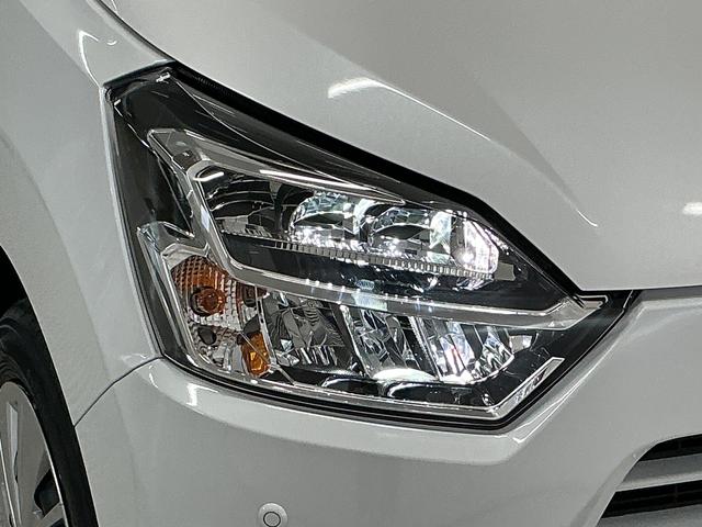 ミライースＸ　ＳＡIII　前後コーナーセンサー　ＬＥＤヘッドライト走行無制限１年保証　前後コーナーセンサー　オートハイビーム　ＬＥＤヘッドライト　アイドリングストップ　キーレスエントリー　横滑り防止装置　オートライト　ヘッドライトレベライザー　電動格納ドアミラー（兵庫県）の中古車