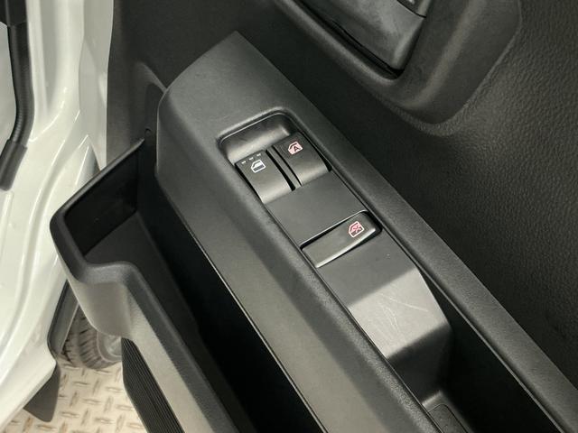 ハイゼットカーゴDX CVT車 前後コーナーセンサー キーレスエントリー走行無制限1年保証 前後コーナーセンサー CVT オートハイビーム アイドリングストップ キーレスエントリー 横滑り防止装置 ヘッドライトレベライザー 両側スライドドア オーバーヘッドシェルフ(兵庫県)の中古車