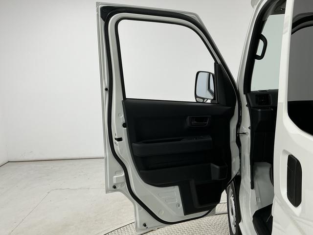 ハイゼットカーゴDX CVT車 前後コーナーセンサー キーレスエントリー走行無制限1年保証 前後コーナーセンサー CVT オートハイビーム アイドリングストップ キーレスエントリー 横滑り防止装置 ヘッドライトレベライザー 両側スライドドア オーバーヘッドシェルフ(兵庫県)の中古車