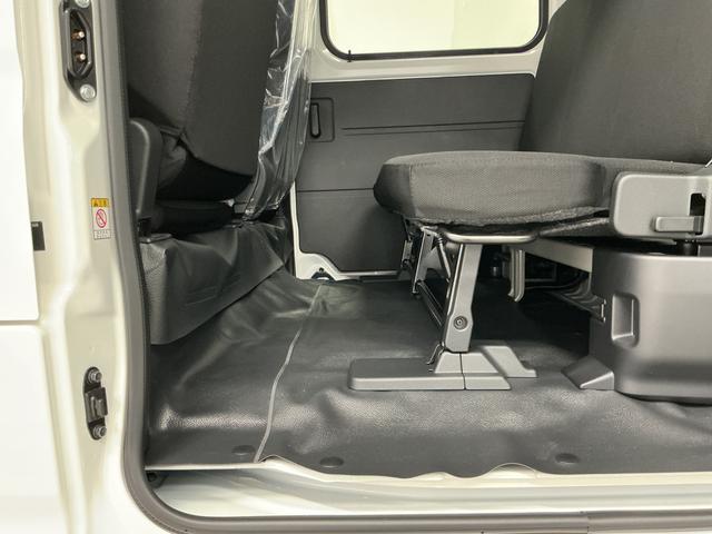 ハイゼットカーゴDX CVT車 前後コーナーセンサー キーレスエントリー走行無制限1年保証 前後コーナーセンサー CVT オートハイビーム アイドリングストップ キーレスエントリー 横滑り防止装置 ヘッドライトレベライザー 両側スライドドア オーバーヘッドシェルフ(兵庫県)の中古車