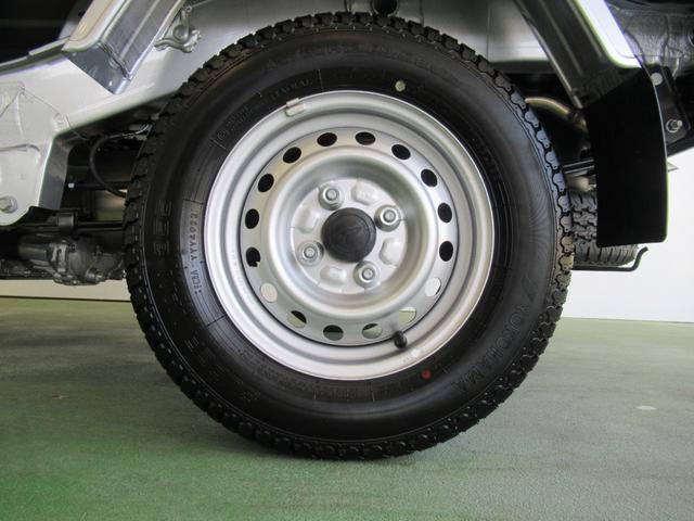 ハイゼットトラックスタンダード４ＷＤ　ＡＭ／ＦＭラジオ　コーナ−センサ−　衝突軽減システム　アイドリングストップ機能（奈良県）の中古車