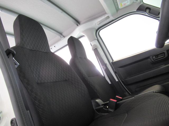 ハイゼットカーゴＤＸ４ＷＤ　ＡＭ／ＦＭラジオ　コーナ−センサ−　アイドリングストップ機能（奈良県）の中古車