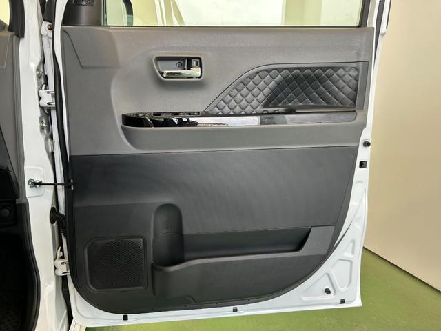 タントカスタムＲＳセレクションナビ　ドラレコ　ＥＴＣ　プッシュボタンスタ−ト　両側電動スライドドア　ロングスライドシ−ト　コ−ナ−センサ−　衝突被害軽減ブレーキ　アイドリングストップ機能　シ−トヒ−タ−　バックカメラ（奈良県）の中古車
