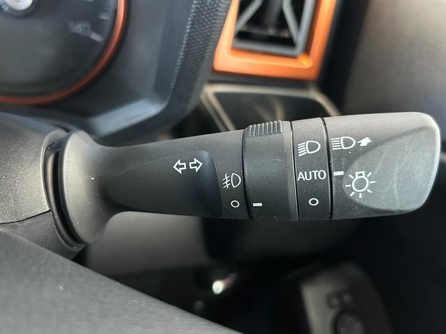 タフトＧターボ６．２インチディスプレイオーディオ　シ−トヒ−タ−　プッシュボタンスタ−ト　衝突被害軽減ブレーキ　コ−ナ−センサ−　アイドリングストップ機能　クルコン　電動パーキング　バックカメラ　ＬＥＤヘッドライト（奈良県）の中古車