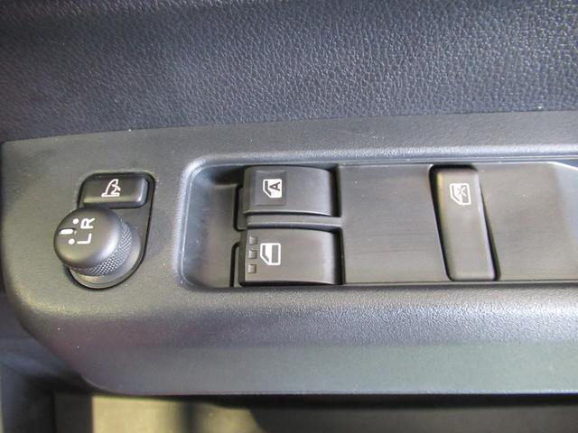 ハイゼットカーゴデッキバンＧ４ＷＤ　ＣＤオーディオ　プッシュボタンスタ−ト　衝突被害軽減ブレーキ　コ−ナ−センサ−　アイドリングストップ機能　キーフリ−（奈良県）の中古車