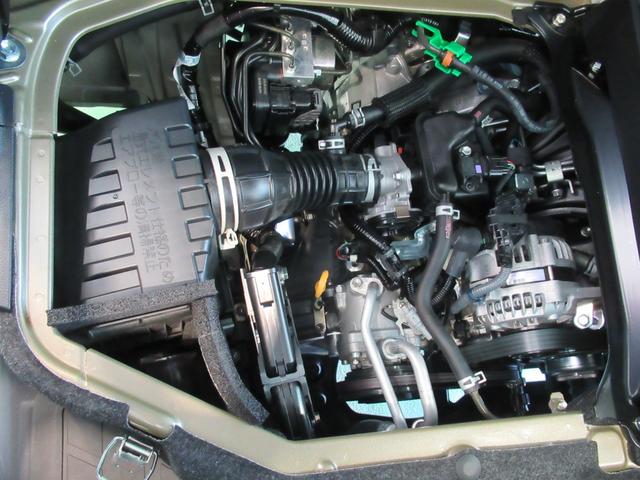 ハイゼットカーゴデッキバンＧ４ＷＤ　ＣＤオーディオ　プッシュボタンスタ−ト　衝突被害軽減ブレーキ　コ−ナ−センサ−　アイドリングストップ機能　キーフリ−（奈良県）の中古車