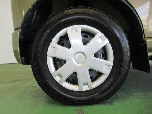 ハイゼットカーゴデッキバンＧ４ＷＤ　ＣＤオーディオ　プッシュボタンスタ−ト　衝突被害軽減ブレーキ　コ−ナ−センサ−　アイドリングストップ機能　キーフリ−（奈良県）の中古車