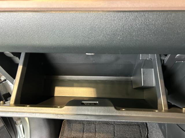 ムーヴキャンバスセオリーＧターボパノラマモニタ−対応　電動パーキング　クル−ズコントロ−ル　両側電動スライドドア　プッシュボタンスタ−ト　コ−ナ−センサ−　衝突被害軽減ブレーキ　シ−トヒ−タ−　キーフリ−　ＬＥＤヘッドライト（奈良県）の中古車