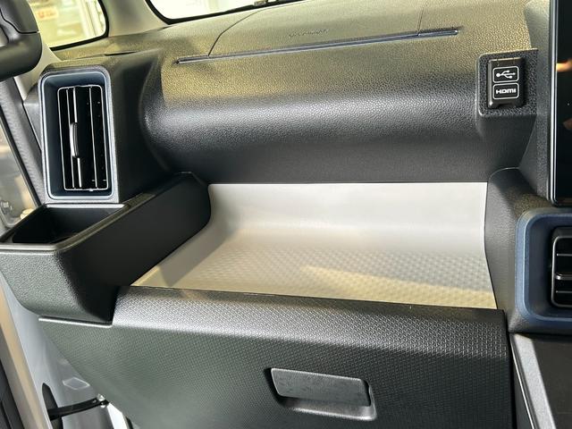 タントウェルカムターンシートＸディスプレイオーディオ　電動パーキング　両側電動スライドドア　プッシュボタンスタ−ト　コ−ナ−センサ−　アイドリングストップ機能　衝突被害軽減ブレーキ　シ−トヒ−タ−　バックカメラ（奈良県）の中古車