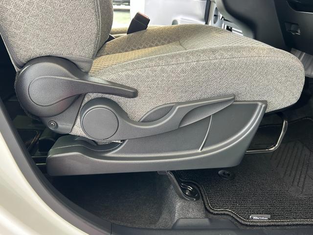 タントウェルカムターンシートＸディスプレイオーディオ　電動パーキング　両側電動スライドドア　プッシュボタンスタ−ト　コ−ナ−センサ−　アイドリングストップ機能　衝突被害軽減ブレーキ　シ−トヒ−タ−　バックカメラ（奈良県）の中古車