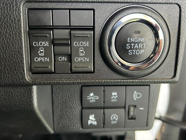 ムーヴキャンバスストライプスＸバックカメラ対応　両側電動スライドドア　プッシュボタンスタ−ト　コ−ナ−センサ−　衝突被害軽減ブレーキ　アイドリングストップ機能（奈良県）の中古車