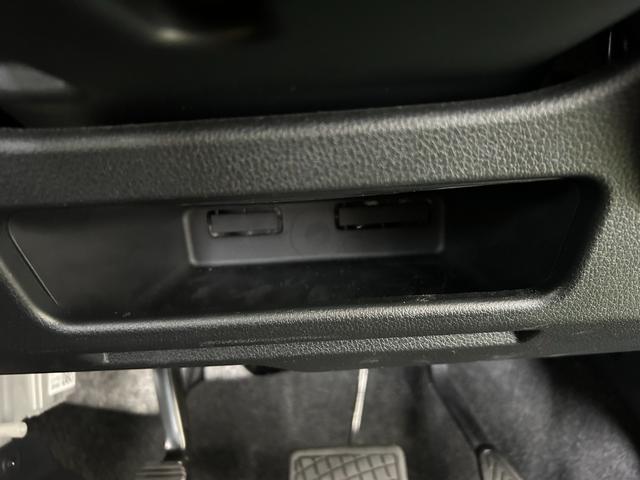ムーヴキャンバスストライプスＸバックカメラ対応　両側電動スライドドア　プッシュボタンスタ−ト　コ−ナ−センサ−　衝突被害軽減ブレーキ　アイドリングストップ機能（奈良県）の中古車