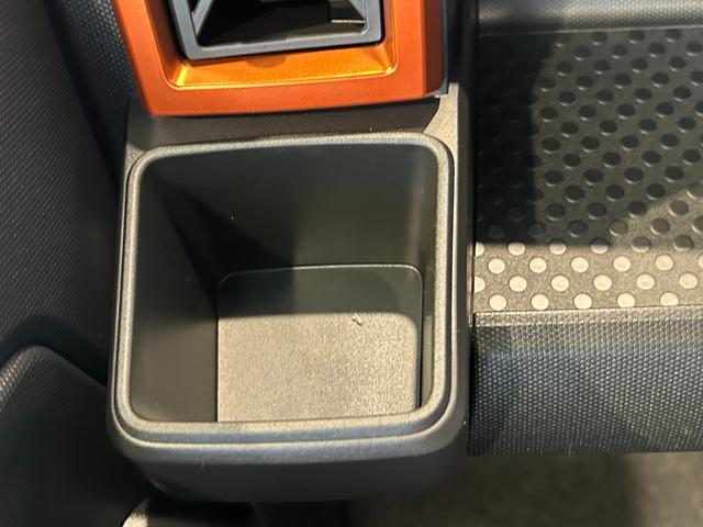 タフトＧ　クロムベンチャーディスプレイオーディオ　衝突被害軽減ブレーキ　クル−ズコントロ−ル　プッシュボタンスタ−ト　コ−ナ−センサ−　アイドリングストップ機能　シ−トヒ−タ−　電動パーキング　バックカメラ　ＬＥＤヘッドライト（奈良県）の中古車