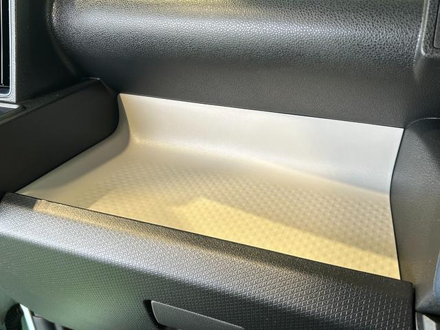 タントLアイドリングストップ機能 プッシュボタンスタ−ト 衝突被害軽減ブレーキ コ−ナ−センサ− キーフリ− LEDヘッドライト(奈良県)の中古車