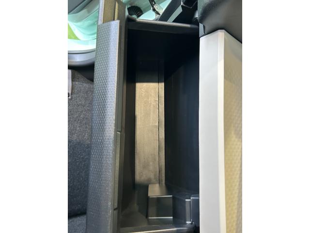 タントLアイドリングストップ機能 プッシュボタンスタ−ト 衝突被害軽減ブレーキ コ−ナ−センサ− キーフリ− LEDヘッドライト(奈良県)の中古車