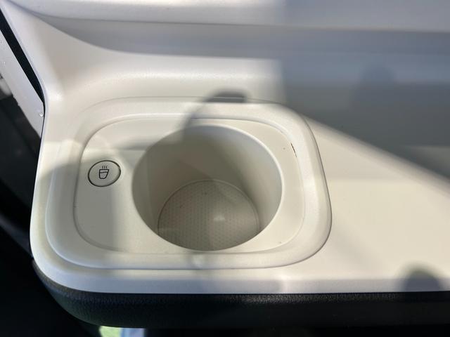 ムーヴキャンバスストライプスＧナビ　ドラレコ　シ−トヒ−タ−　電動パーキング　両側電動スライドドア　コ−ナ−センサ−　プッシュボタンスタ−ト　衝突被害軽減ブレーキ　ＬＥＤヘッドライト（奈良県）の中古車