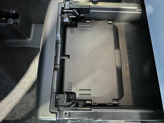 ムーヴキャンバスストライプスＧナビ　ドラレコ　シ−トヒ−タ−　電動パーキング　両側電動スライドドア　コ−ナ−センサ−　プッシュボタンスタ−ト　衝突被害軽減ブレーキ　ＬＥＤヘッドライト（奈良県）の中古車