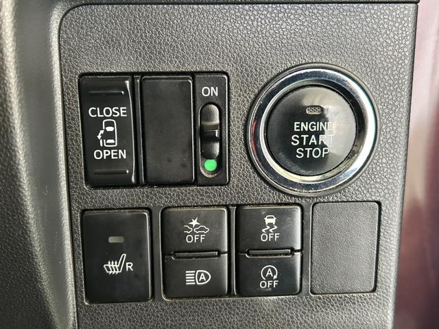 タントカスタムＸ　トップエディションＳＡIIIナビ　片側電動スライドドア　プッシュボタンスタ−ト　オ−トハイビ−ム　アイドリングストップ機能　衝突被害軽減ブレーキ　バックカメラ（奈良県）の中古車