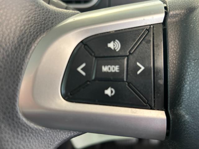 タントカスタムＸ　トップエディションＳＡIIIナビ　片側電動スライドドア　プッシュボタンスタ−ト　オ−トハイビ−ム　アイドリングストップ機能　衝突被害軽減ブレーキ　バックカメラ（奈良県）の中古車