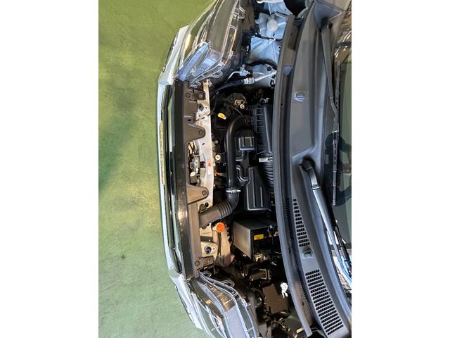 タントカスタムＸ　トップエディションＳＡIIIナビ　片側電動スライドドア　プッシュボタンスタ−ト　オ−トハイビ−ム　アイドリングストップ機能　衝突被害軽減ブレーキ　バックカメラ（奈良県）の中古車