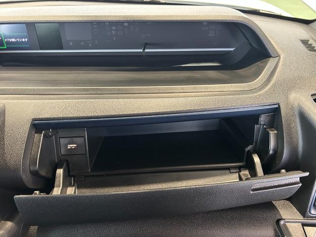 タントカスタムＲＳタ−ボ　ディスプレイオーディオ　衝突被害軽減ブレーキ　電動パーキング　プッシュボタンスタ−ト　コ−ナ−センサ−　アイドリングストップ機能　シ−トヒ−タ−　バックカメラ　ＬＥＤヘッドライト（奈良県）の中古車