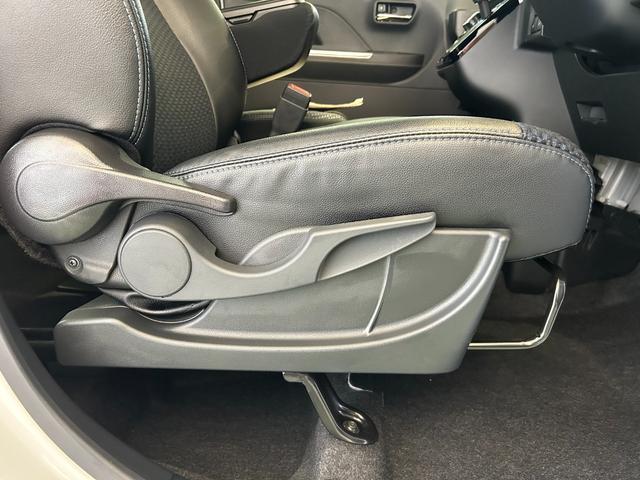 タントカスタムＲＳタ−ボ　ディスプレイオーディオ　衝突被害軽減ブレーキ　電動パーキング　プッシュボタンスタ−ト　コ−ナ−センサ−　アイドリングストップ機能　シ−トヒ−タ−　バックカメラ　ＬＥＤヘッドライト（奈良県）の中古車