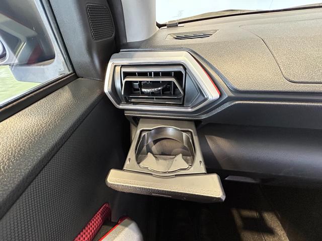 ロッキーＧナビ　ドラレコ　ＥＴＣ　プッシュボタンスタ−ト　クル−ズコントロ−ル　衝突被害軽減ブレーキ　コ−ナ−センサ−　アイドリングストップ機能　前席シ−トヒ−タ−　バックカメラ（奈良県）の中古車