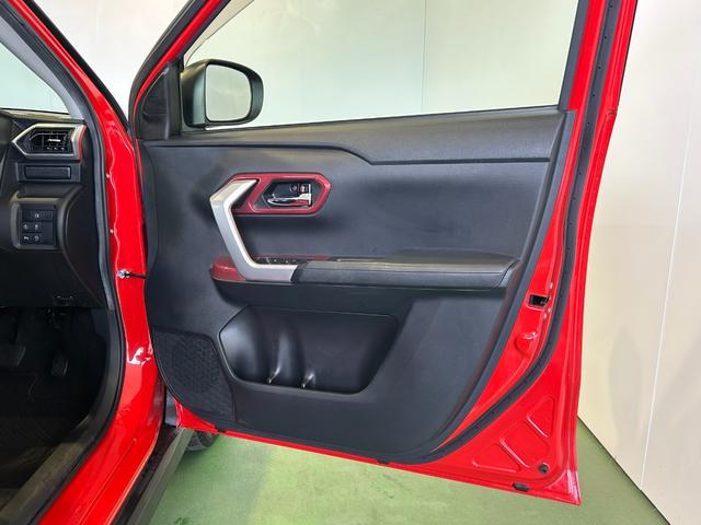 ロッキーＧナビ　ドラレコ　ＥＴＣ　プッシュボタンスタ−ト　クル−ズコントロ−ル　衝突被害軽減ブレーキ　コ−ナ−センサ−　アイドリングストップ機能　前席シ−トヒ−タ−　バックカメラ（奈良県）の中古車